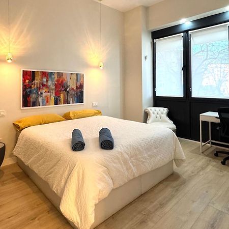 Luxury Suite Wifi Ac Servicios En La Puerta Madrid Bagian luar foto